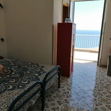Hostel Brikette Позитано Екстериор снимка