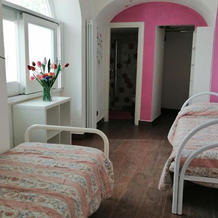 Hostel Brikette Позитано Екстериор снимка