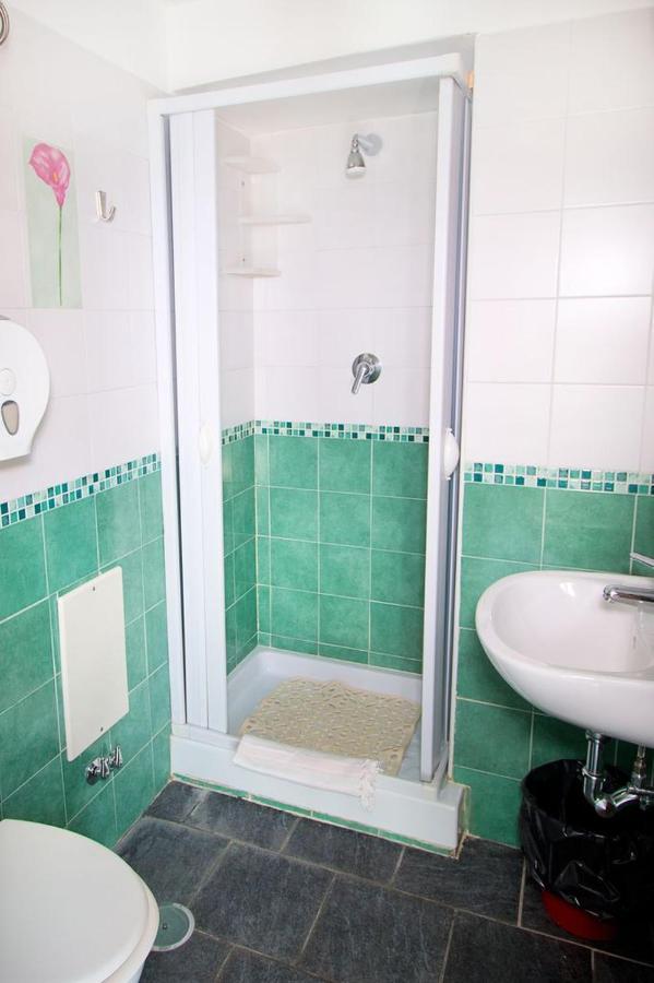 Hostel Brikette Позитано Екстериор снимка