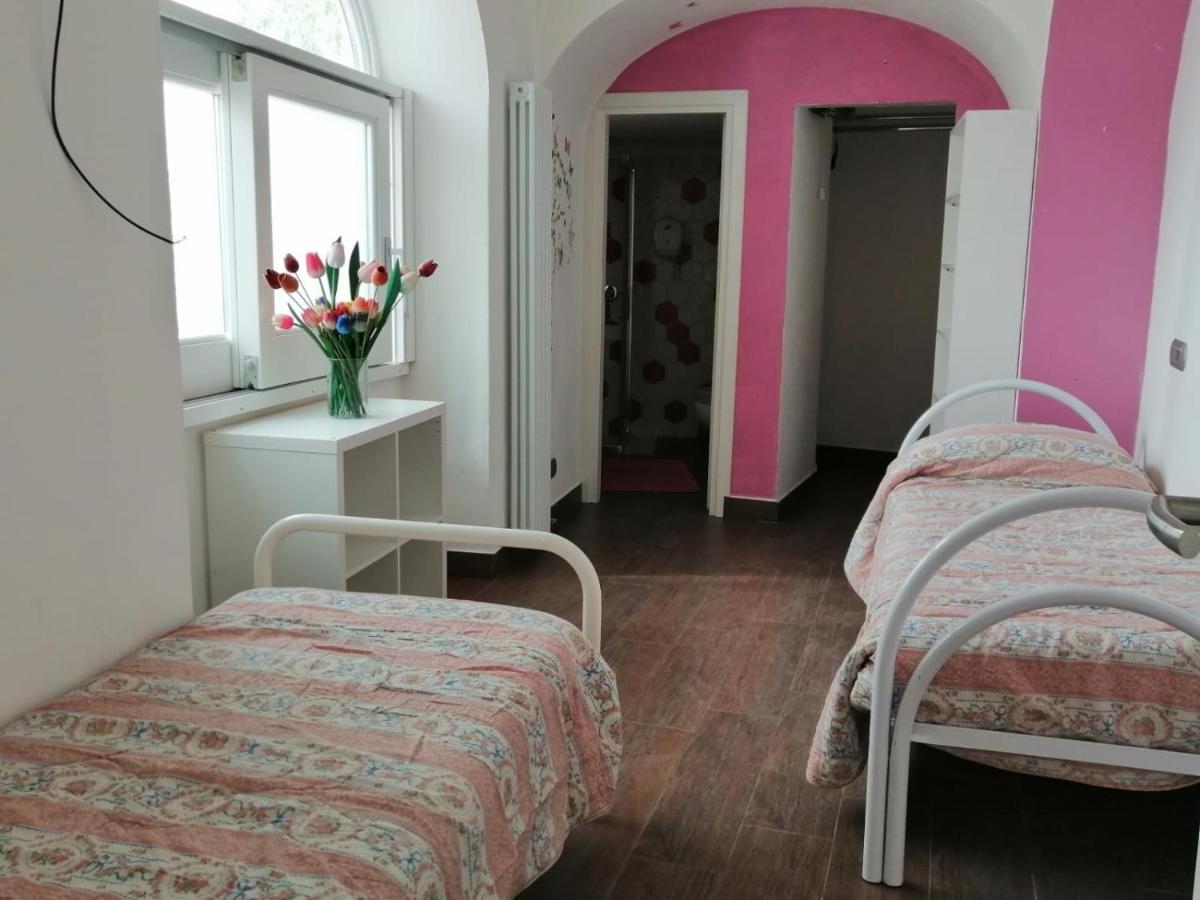 Hostel Brikette Позитано Екстериор снимка
